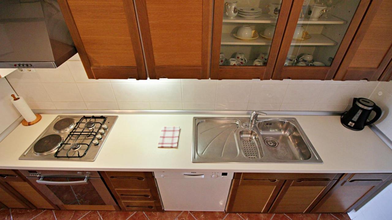 Apartment Ora Omiš Eksteriør billede
