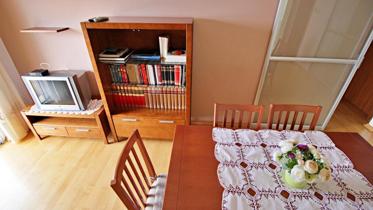 Apartment Ora Omiš Eksteriør billede